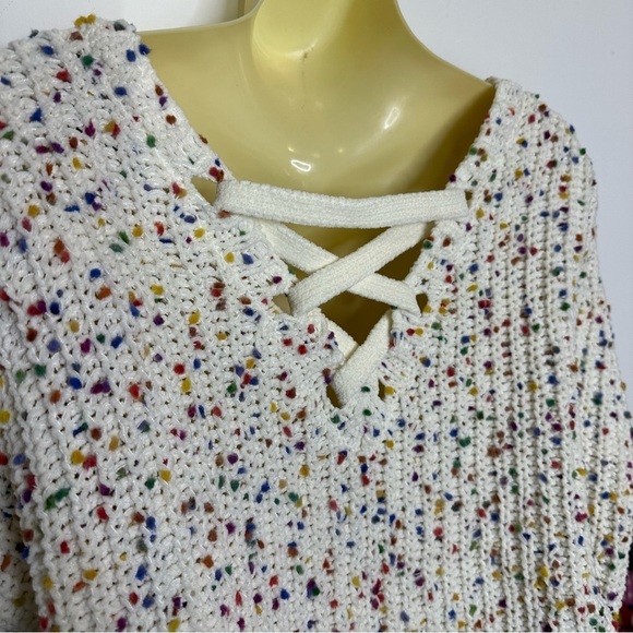 I.N. San Francisco White V-neck with Multicolor Specks size M - Picture 7 of 8